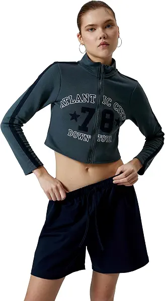 سعر ومواصفات كوتون KOTON womens Varsity Crop Sweatshirt (B0CRFBRZ4L) على Amazon EG