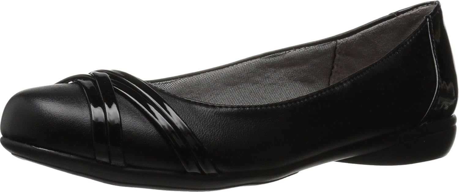 سعر ومواصفات LifeStride لايف سترايد حذاء مسطح للنساء من اليزا بلون اسود سموث 9 .5، مقاس 41 EU (B072BCM7MN) على Amazon EG