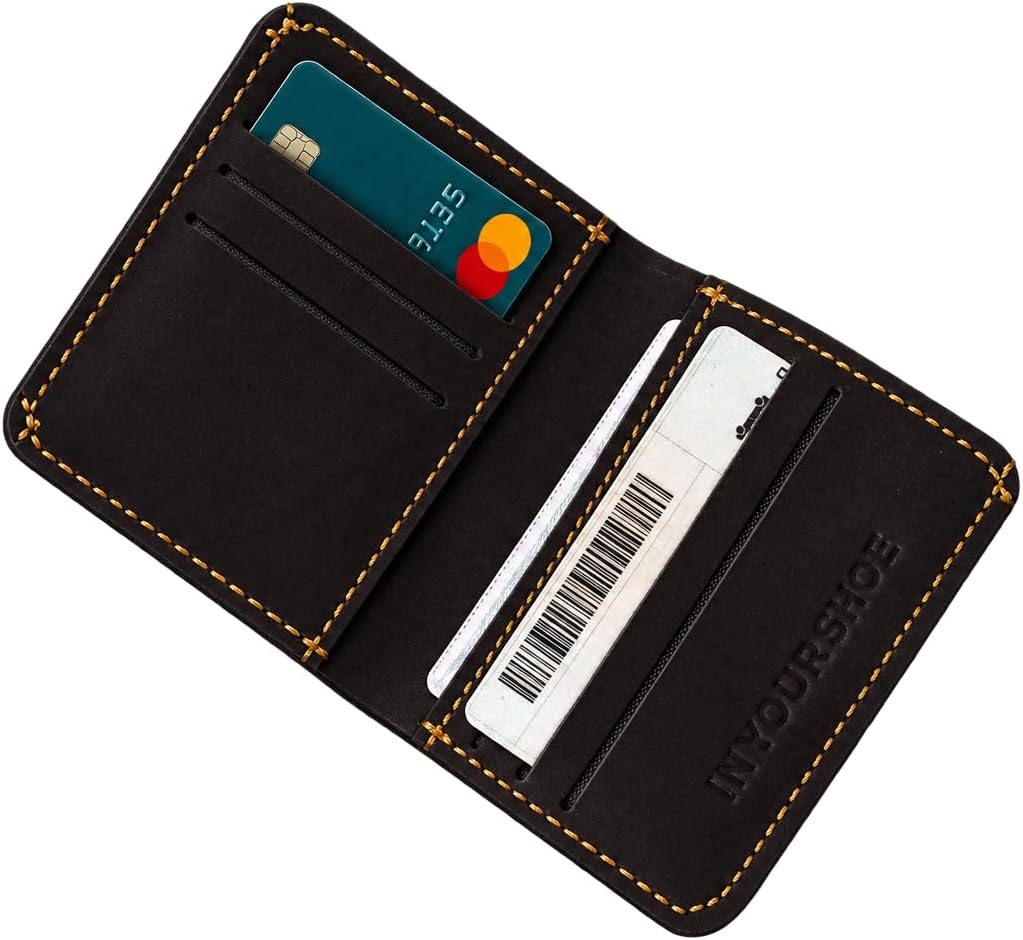 سعر ومواصفات ان يور شوز محفظة بنية (B0H3Q9Q1BL) على Amazon EG