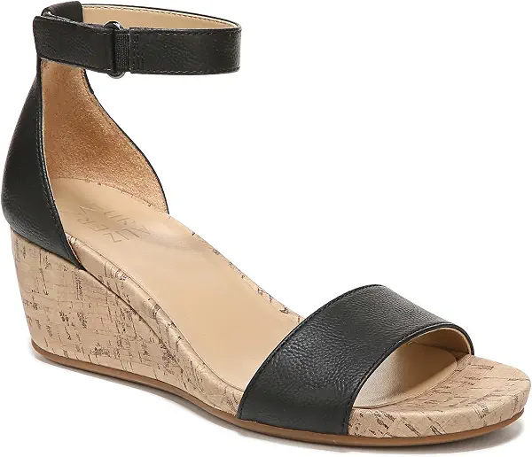 سعر ومواصفات ناتشيولايزر Naturalizer Women NAAREDA Buckle 7 US Black (B07H99D399) على Amazon EG