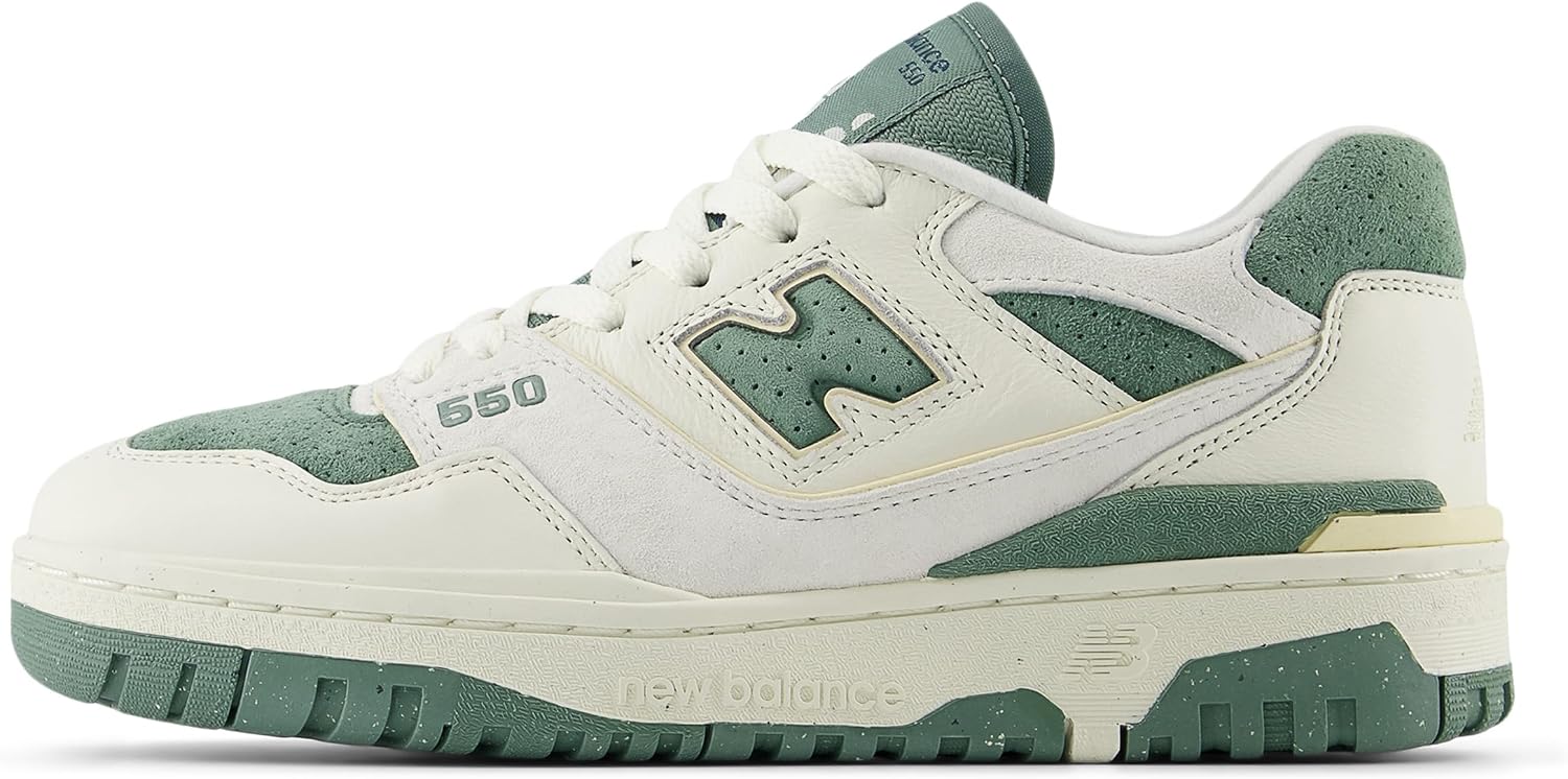 سعر ومواصفات نيو بالانس New Balance Unisex 550 Shoes (B0DLVC41KH) على Amazon EG