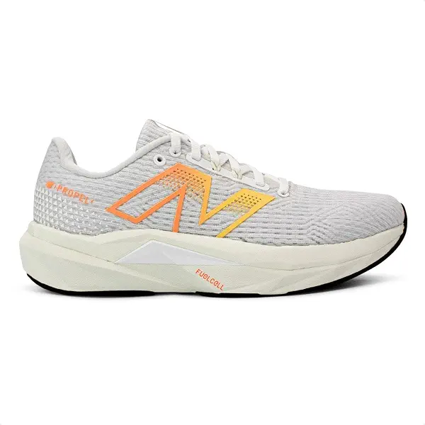 سعر ومواصفات نيو بالانس New Balance Women's FuelCell Propel V5 (B0D2Y6YLXD) على Amazon EG